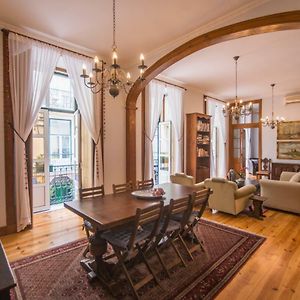 Classic Lisbon Downtown Apartment